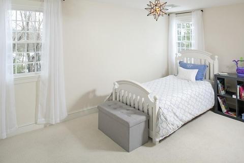 284 High St, Hingham, MA 02043 photo 13