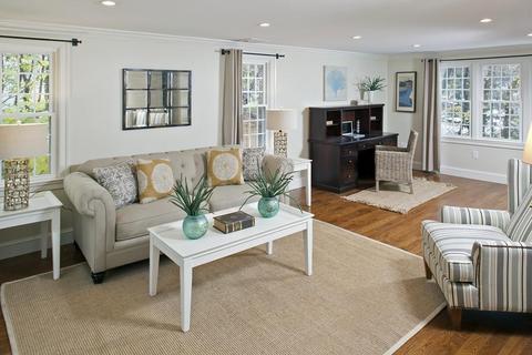 284 High St, Hingham, MA 02043 photo 8