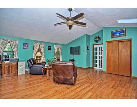 72 Lincoln Rd, Sutton, MA 01590 photo 9