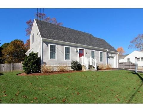 33 Bluff Ave, Mashpee, MA 02649 photo 1