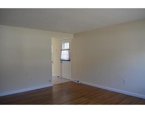 9 Jon St, Salisbury, MA 01952 photo 13