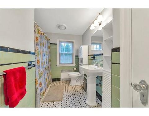 85 Roosevelt Ave, Chicopee, MA 01013 photo 7