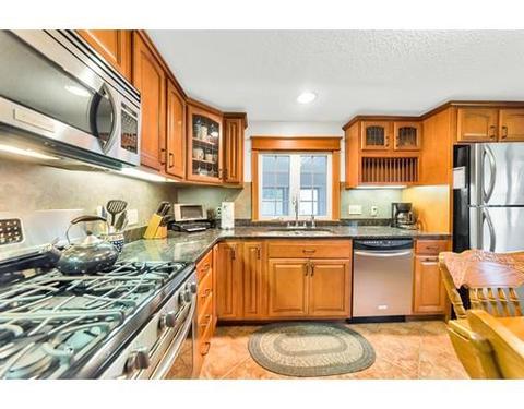 85 Roosevelt Ave, Chicopee, MA 01013 photo 15