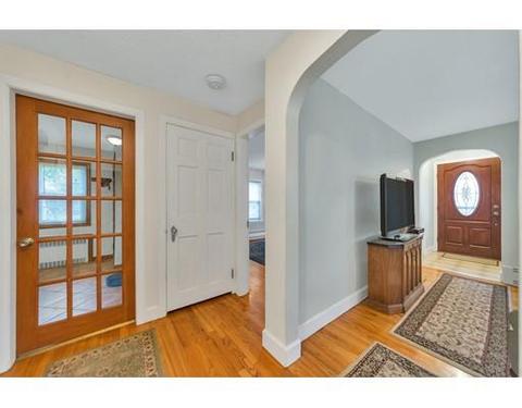 85 Roosevelt Ave, Chicopee, MA 01013 photo 8