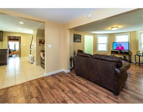 98 Freeman Ter, Springfield, MA 01104 photo 8