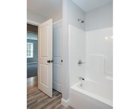 59 Pocantico Ave, Springfield, MA 01109 photo 16