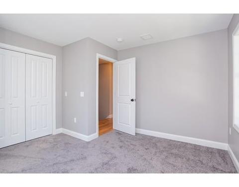 59 Pocantico Ave, Springfield, MA 01109 photo 24