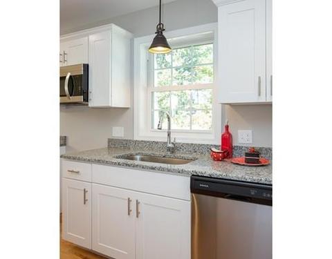 59 Pocantico Ave, Springfield, MA 01109 photo 12