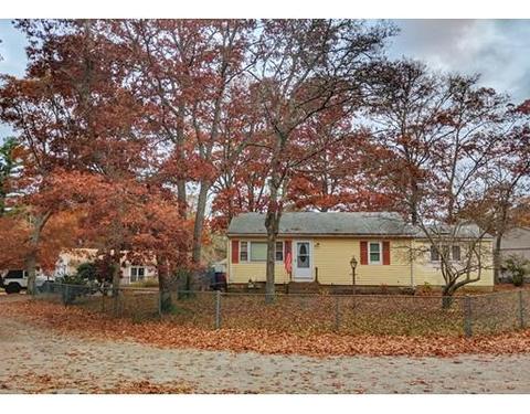34 Standish Ave, East Wareham, MA 02538 photo 1