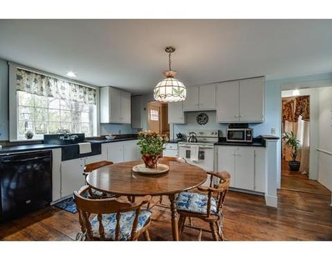 26 Main St, Upton, MA 01568 photo 7