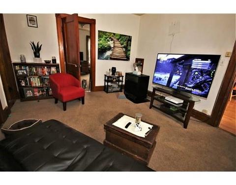 123 Snow St, Woonsocket, RI 02895 photo 9