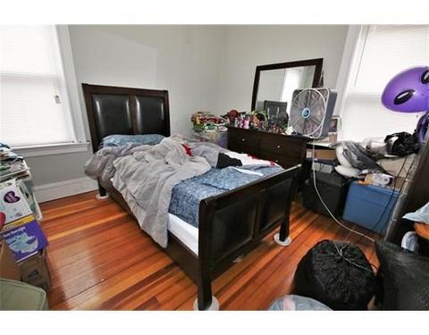 123 Snow St, Woonsocket, RI 02895 photo 5