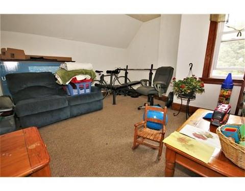123 Snow St, Woonsocket, RI 02895 photo 8