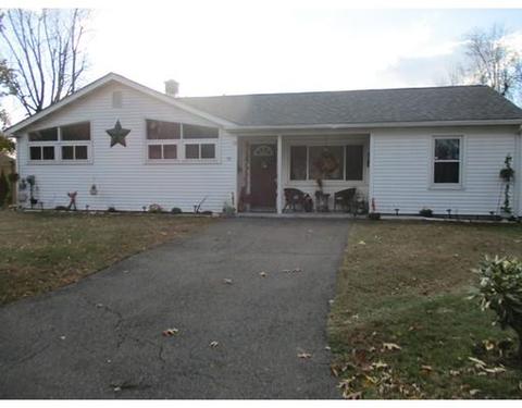 58 Fieldston St, Springfield, MA 01119 photo 1