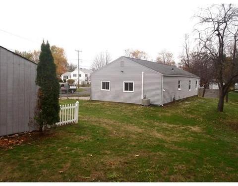 137 Acrebrook Dr, Chicopee, MA 01020 photo 19
