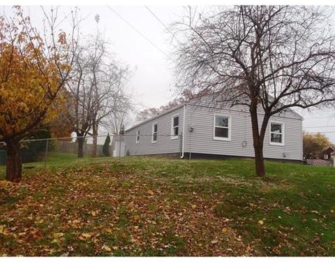 137 Acrebrook Dr, Chicopee, MA 01020 photo 17