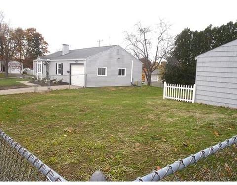 137 Acrebrook Dr, Chicopee, MA 01020 photo 20