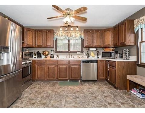 150 Senator St, Springfield, MA 01129 photo 8