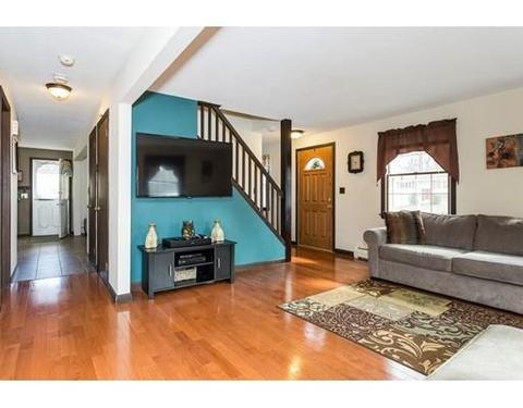 150 Senator St, Springfield, MA 01129 photo 5