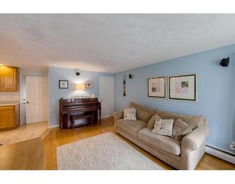 9 Brookman St, Worcester, MA 01606 photo 10