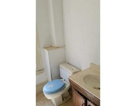 53 Beacon St, Gloucester, MA 01930 photo 12
