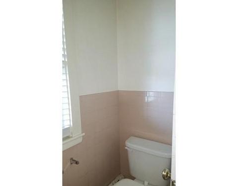 53 Beacon St, Gloucester, MA 01930 photo 11