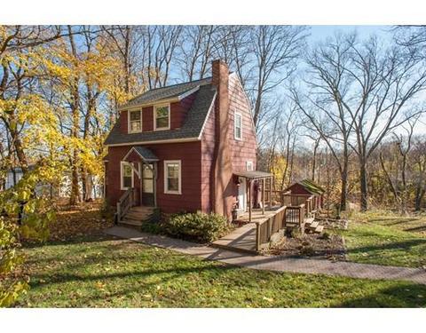 3 Roy St, Worcester, MA 01603 photo 1