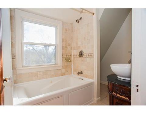 3 Roy St, Worcester, MA 01603 photo 24