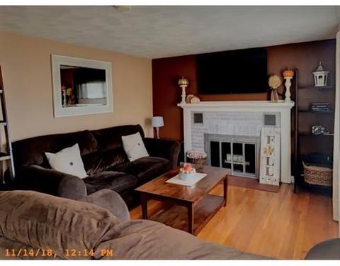 204 Emerson St, Springfield, MA 01118 photo 8