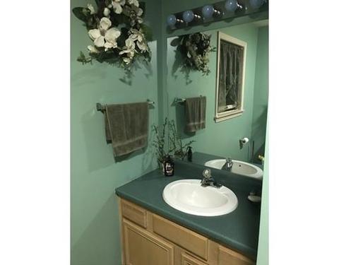 160 Points West Dr, Fall River, MA 02720 photo 8