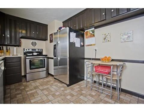 49 Loretta St, Springfield, MA 01118 photo 7