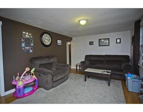 49 Loretta St, Springfield, MA 01118 photo 10