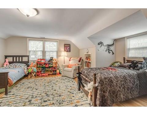 8 Taft St, Marblehead, MA 01945 photo 23
