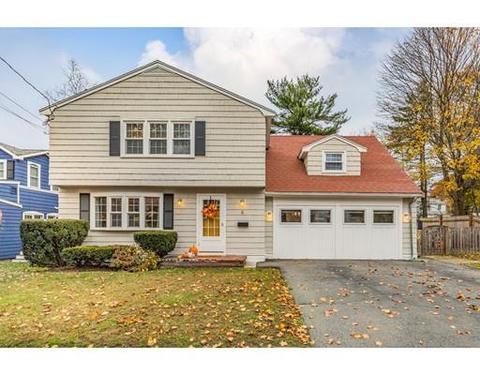 8 Taft St, Marblehead, MA 01945 photo 1