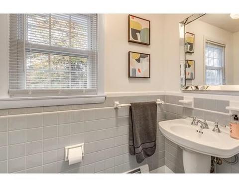 8 Taft St, Marblehead, MA 01945 photo 15