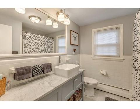 8 Taft St, Marblehead, MA 01945 photo 22