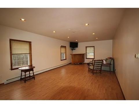 3 Cooper Rd, Sturbridge, MA 01518 photo 8