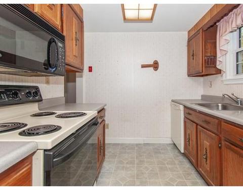 13 Eustis Ave, Wakefield, MA 01880 photo 8