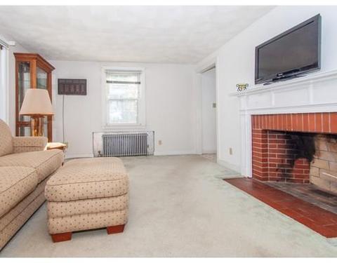 13 Eustis Ave, Wakefield, MA 01880 photo 3