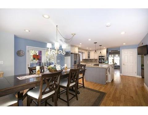 29 Pine St, Hingham, MA 02043 photo 11