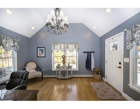 29 Pine St, Hingham, MA 02043 photo 17