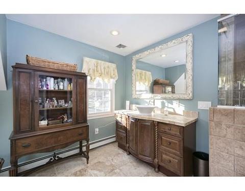 29 Pine St, Hingham, MA 02043 photo 20