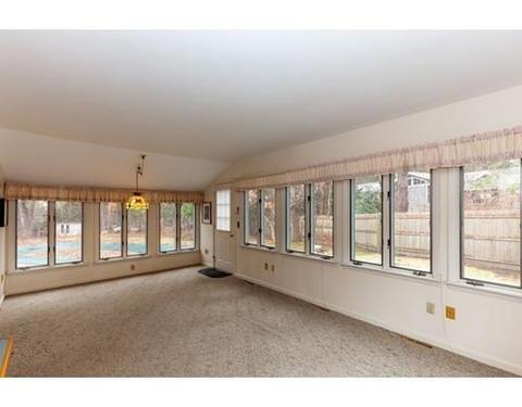 3 Cynthia Rd, Canton, MA 02021 photo 9
