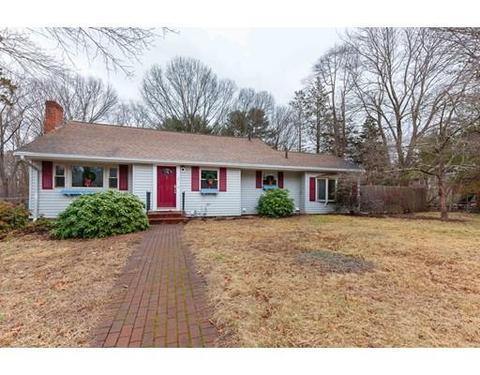 3 Cynthia Rd, Canton, MA 02021 photo 2