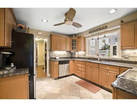 15 Stevens Rd, Melrose, MA 02176 photo 10