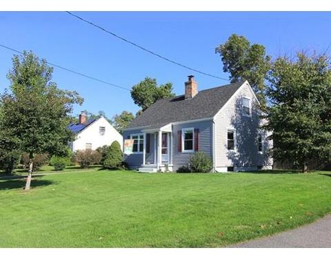21 Amanda St, Springfield, MA 01118 photo 2