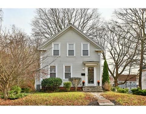 39 E Bacon St, Plainville, MA 02762 photo 1