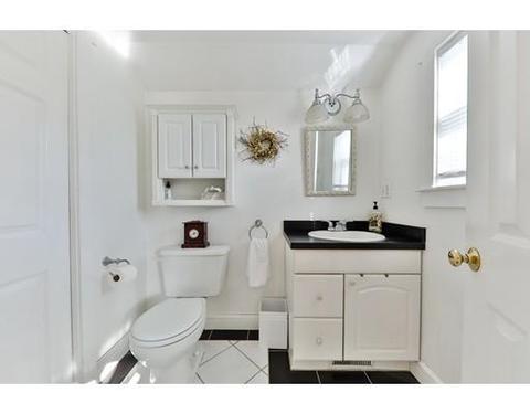 39 E Bacon St, Plainville, MA 02762 photo 17