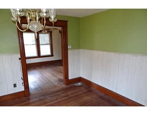 24 Benham St, Springfield, MA 01108 photo 7