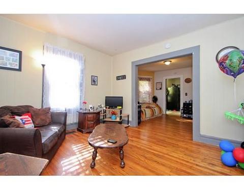 216 Eastern Ave, Springfield, MA 01109 photo 9